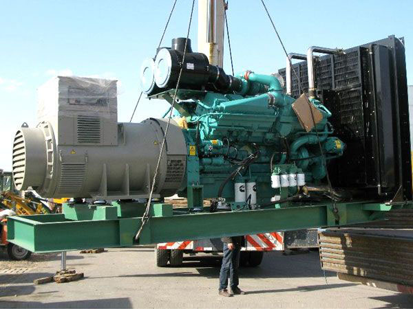 西秀冬季柴油发电机启动前，如何检查燃油标号是否适配？